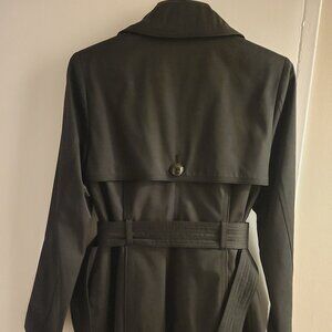 Women's Trench Coat - Small - Like New - Guess